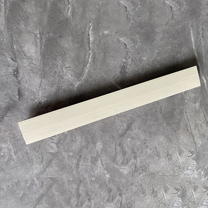 Plástico del tablero que bordea del PVC de la longitud los 2m los 2.7m 3M para el uso de los supermercados