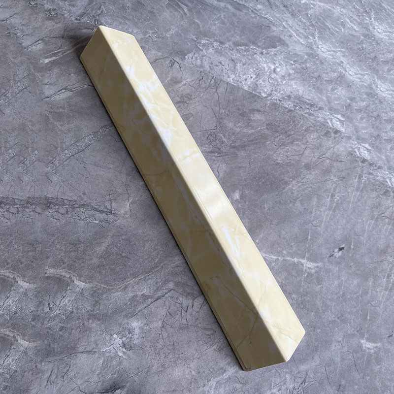 los protectores de la esquina L de la pared del PVC del 1m los 2m los 2.5m forman la protección