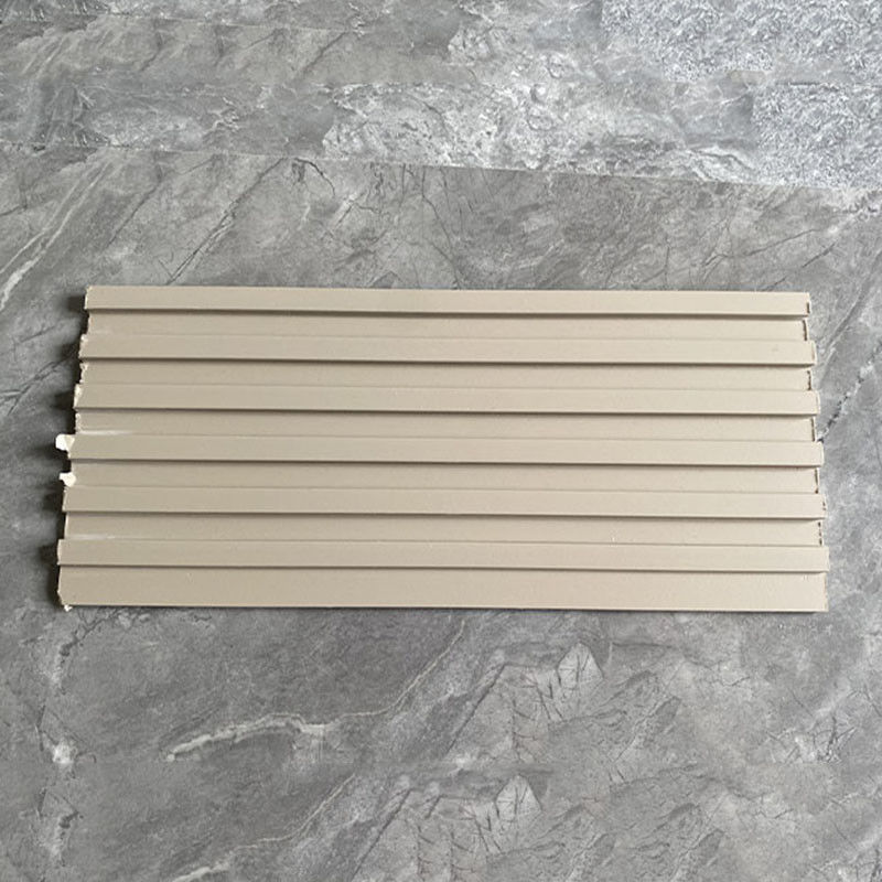 3D tablero decorativo casero que echa a un lado de madera del revestimiento WPC de la pared del grano WPC